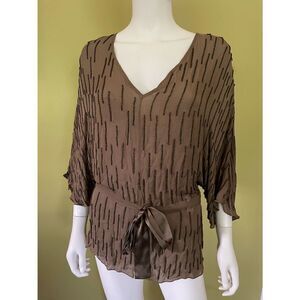 Parker Metal Balls Medium Taupe Blouse